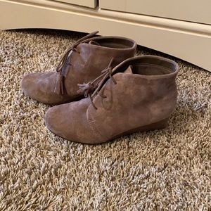 Light brown suede wedges